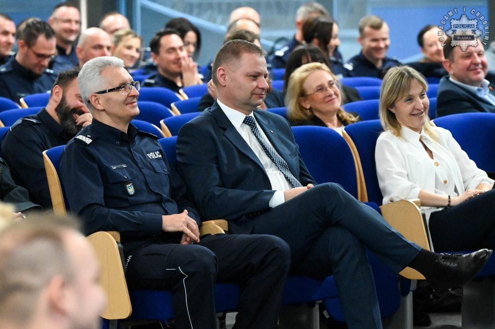 Zdjęcie w galerii na portalu naszwodzislaw.com: Konferencja Barierom na przekór w komendzie wojewódzkiej w Katowicach wiadomości z regionu