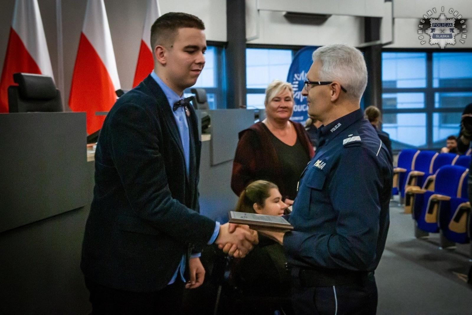 Zdjęcie w galerii na portalu naszwodzislaw.com: Konferencja Barierom na przekór w komendzie wojewódzkiej w Katowicach wiadomości z regionu