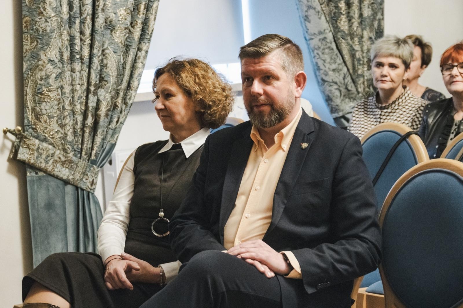 Zdjęcie w galerii na portalu naszwodzislaw.com: III Wodzisławska Giełda Wolontariatu. Święto dobroci i zaangażowania społecznego [FOTO] wiadomości z regionu