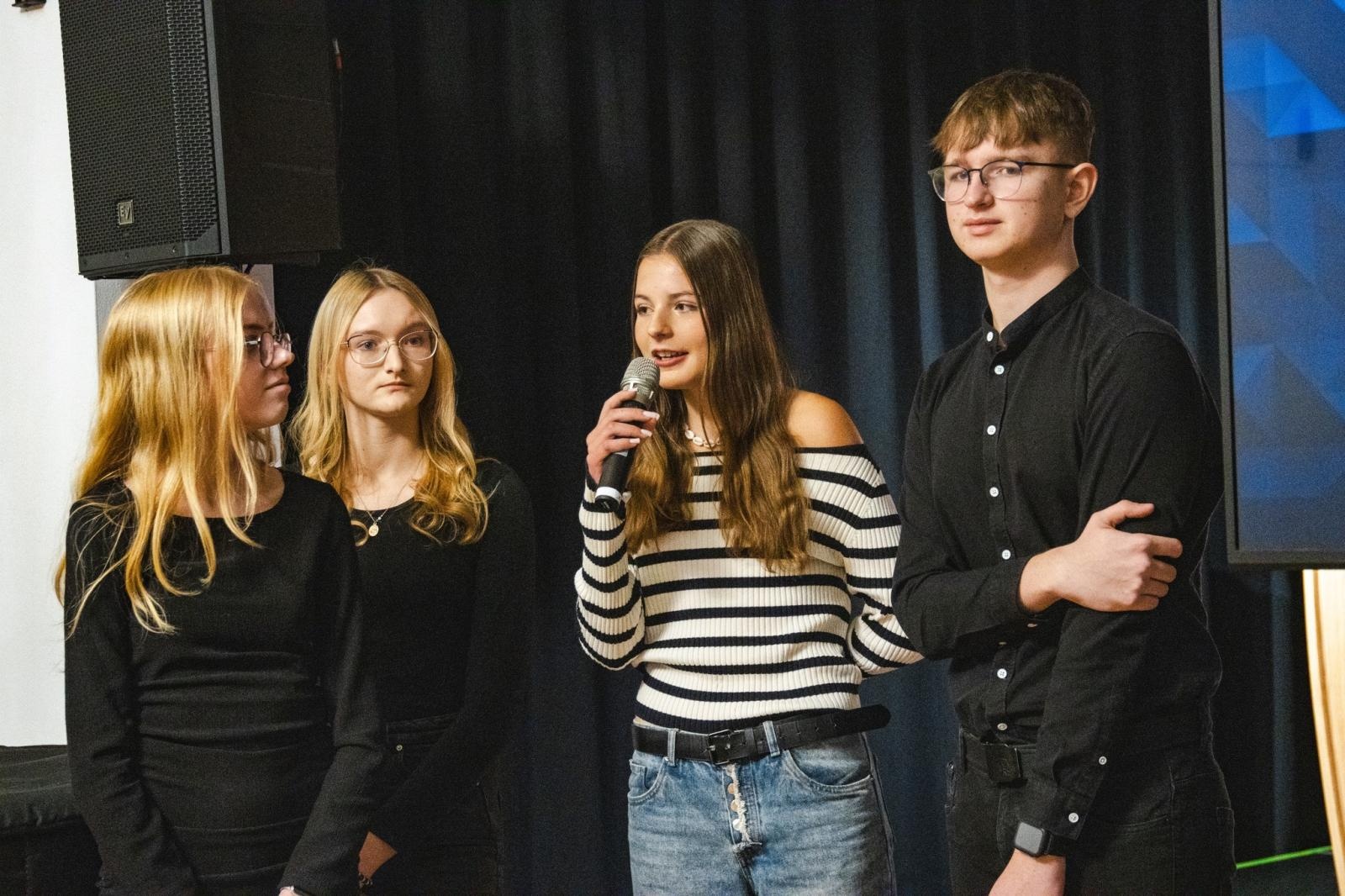 Zdjęcie w galerii na portalu naszwodzislaw.com: III Wodzisławska Giełda Wolontariatu. Święto dobroci i zaangażowania społecznego [FOTO] wiadomości z regionu