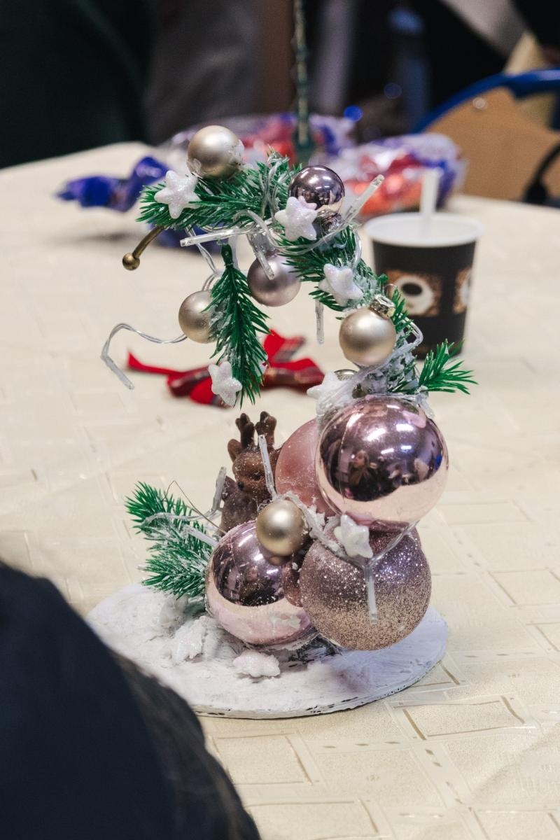 Zdjęcie w galerii na portalu naszwodzislaw.com: Świąteczna magia w Zespole Szkolno-Przedszkolnym nr 2 w Wodzisławiu Śląskim [FOTO] wiadomości z regionu