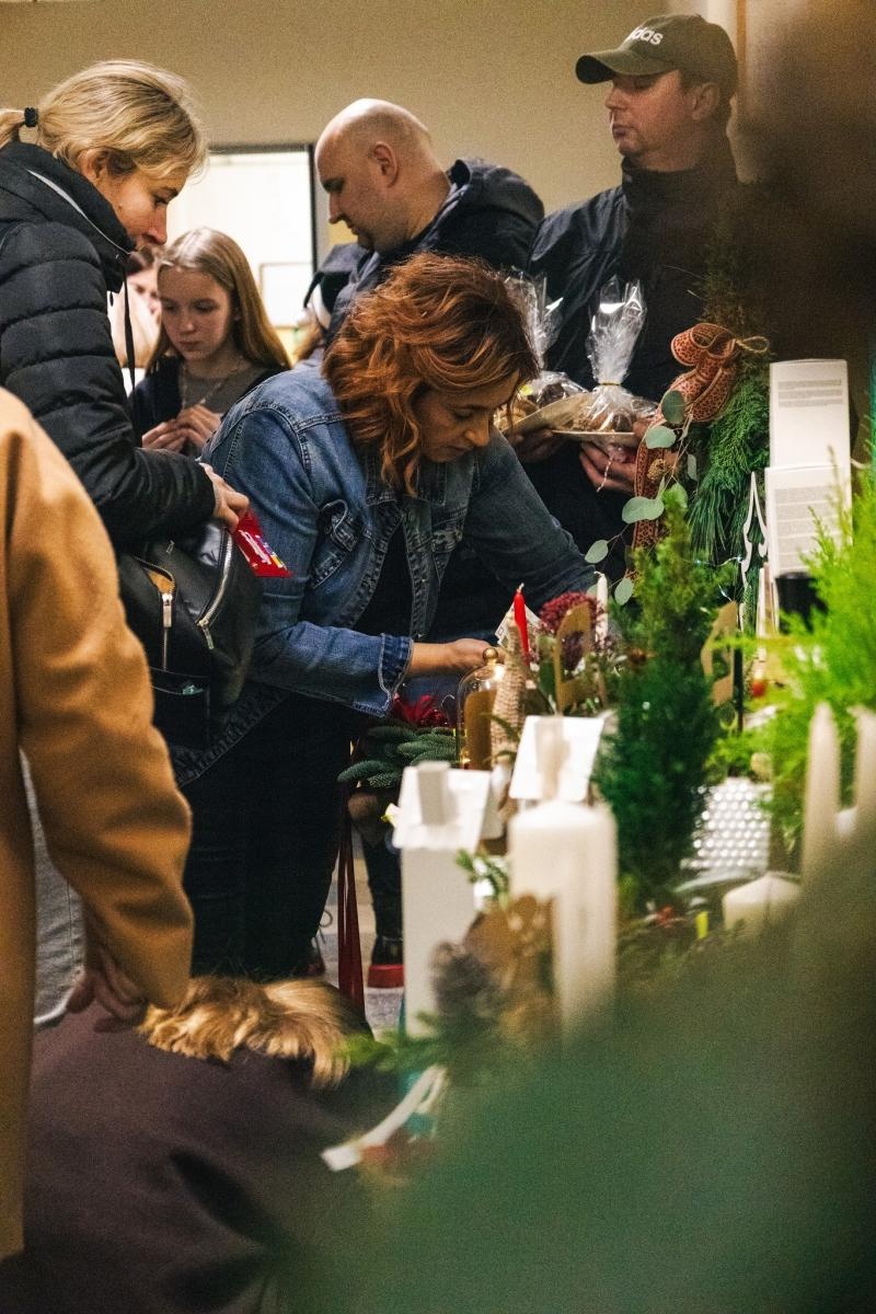 Zdjęcie w galerii na portalu naszwodzislaw.com: Świąteczna magia w Zespole Szkolno-Przedszkolnym nr 2 w Wodzisławiu Śląskim [FOTO] wiadomości z regionu