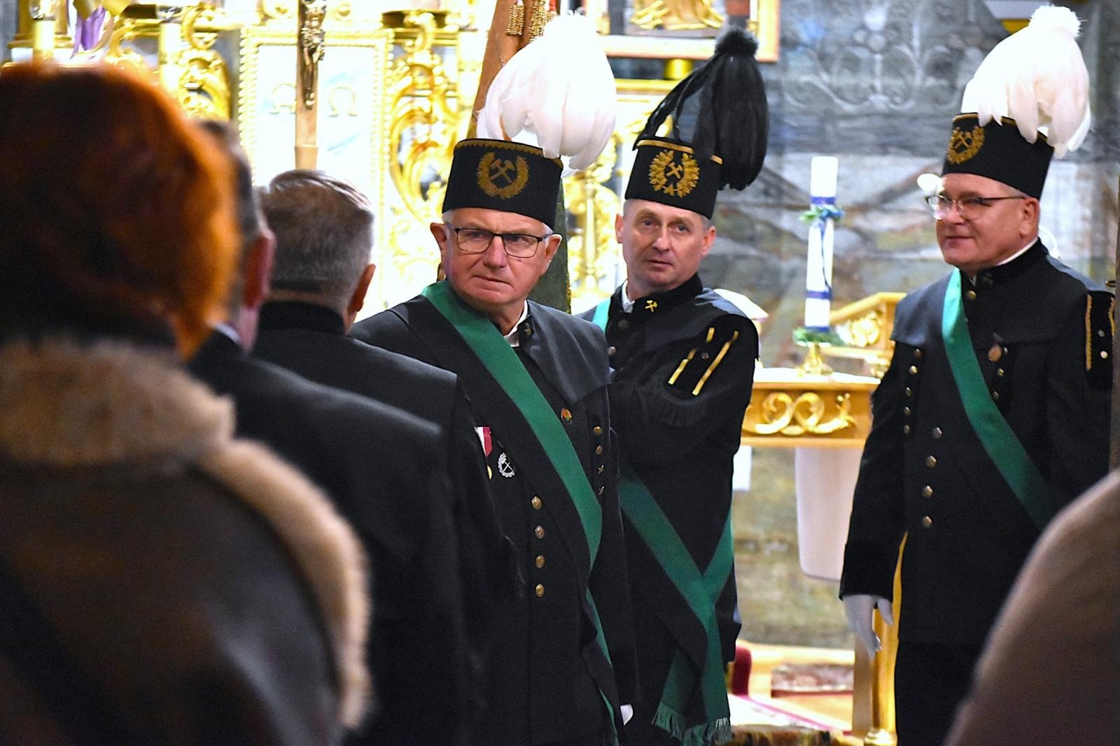 Zdjęcie w galerii na portalu naszwodzislaw.com: Górnicy świętowali Barbórkę. W Łaziskach swej patronce dziękowali już ponad 120 lat temu wiadomości z regionu