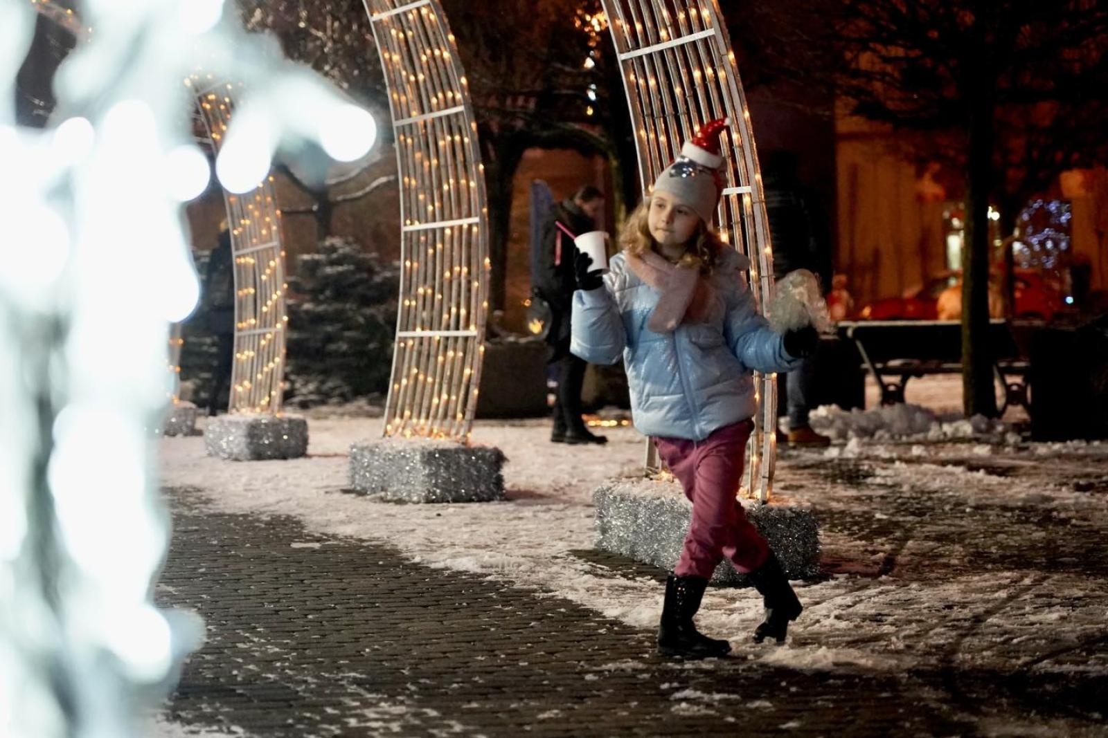 Zdjęcie w galerii na portalu naszwodzislaw.com: Rydułtowska choinka rozbłysła wiadomości z regionu