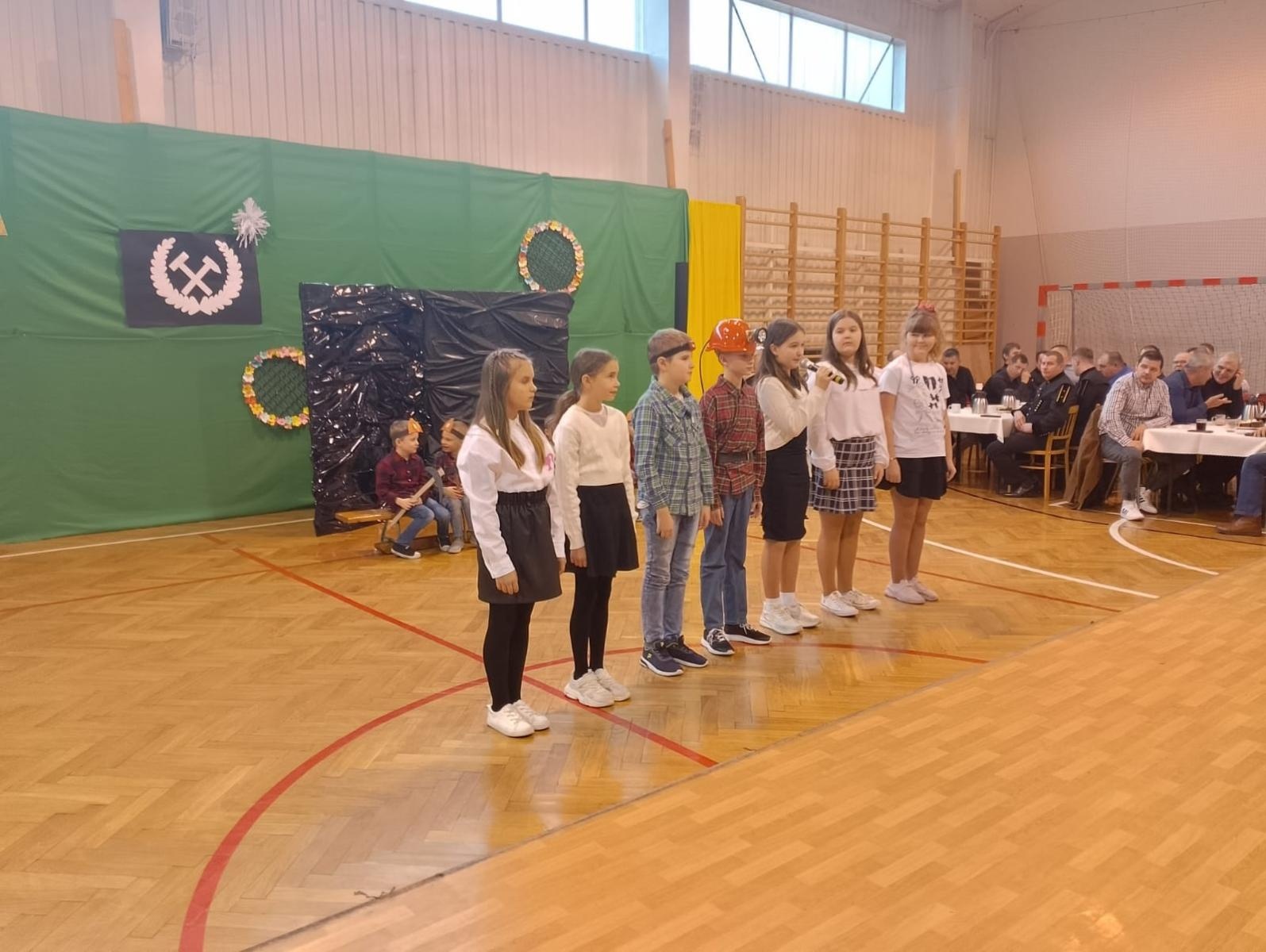 Zdjęcie w galerii na portalu naszwodzislaw.com: Barbórkowo w wodzisławskim ZSP 5 wiadomości z regionu