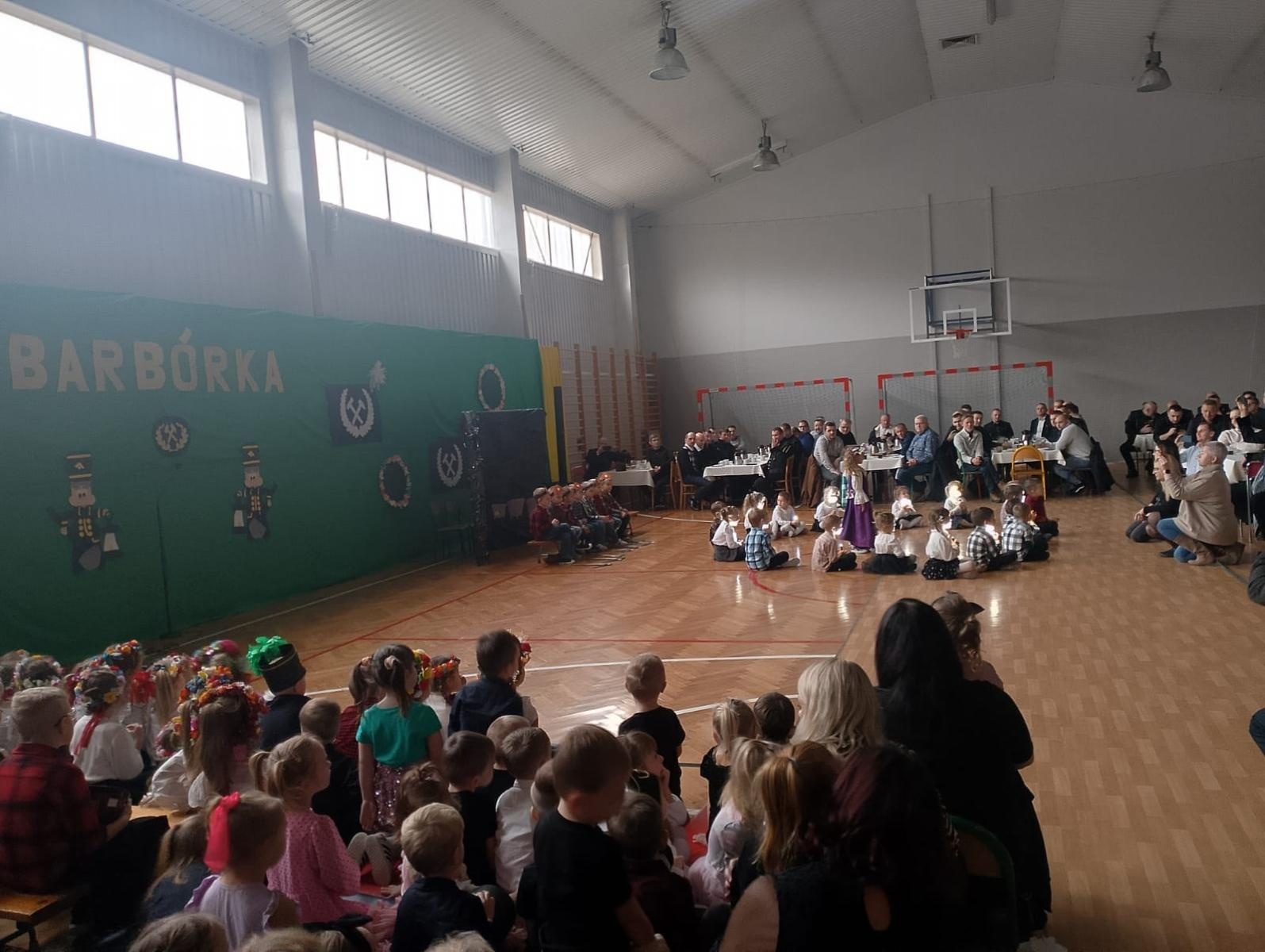 Zdjęcie w galerii na portalu naszwodzislaw.com: Barbórkowo w wodzisławskim ZSP 5 wiadomości z regionu