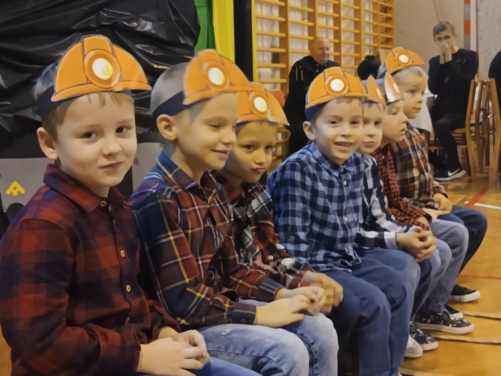 Zdjęcie w galerii na portalu naszwodzislaw.com: Barbórkowo w wodzisławskim ZSP 5 wiadomości z regionu