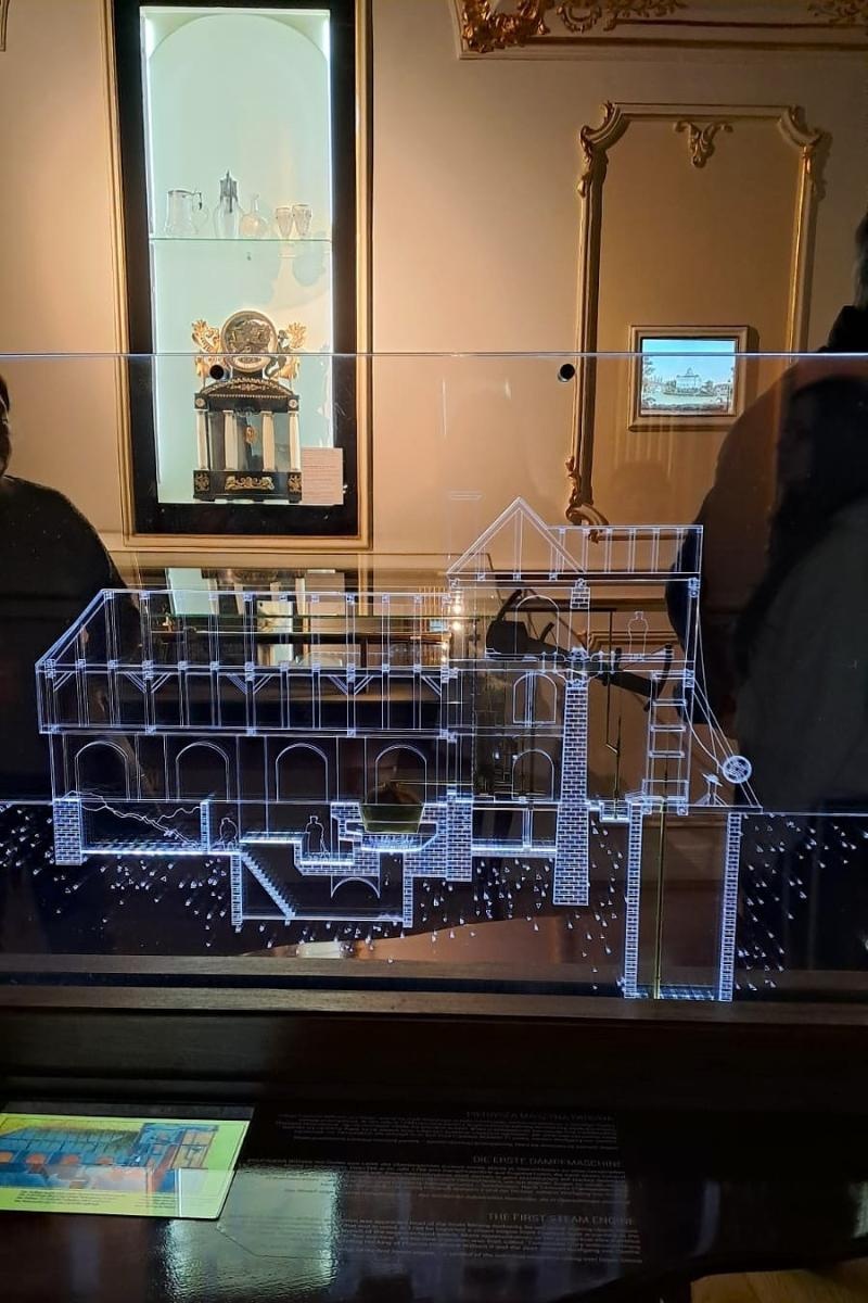 Zdjęcie w galerii na portalu naszwodzislaw.com: Seniorzy zwiedzili Muzeum Śląskie i pojechali na Nikiszowiec wiadomości z regionu