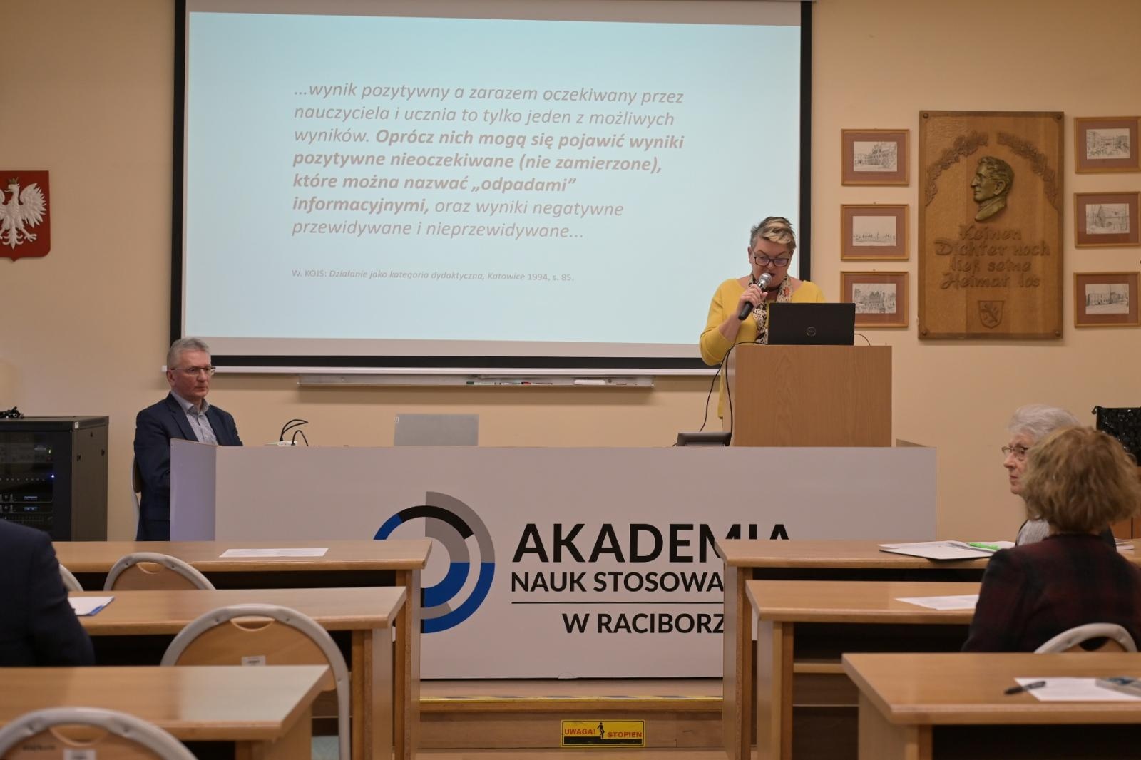 Zdjęcie w galerii na portalu naszwodzislaw.com: XVIII Raciborskie Seminarium Pedagogiczne: Refleksja nad wyzwaniami edukacji [FOTO i WIDEO] wiadomości z regionu
