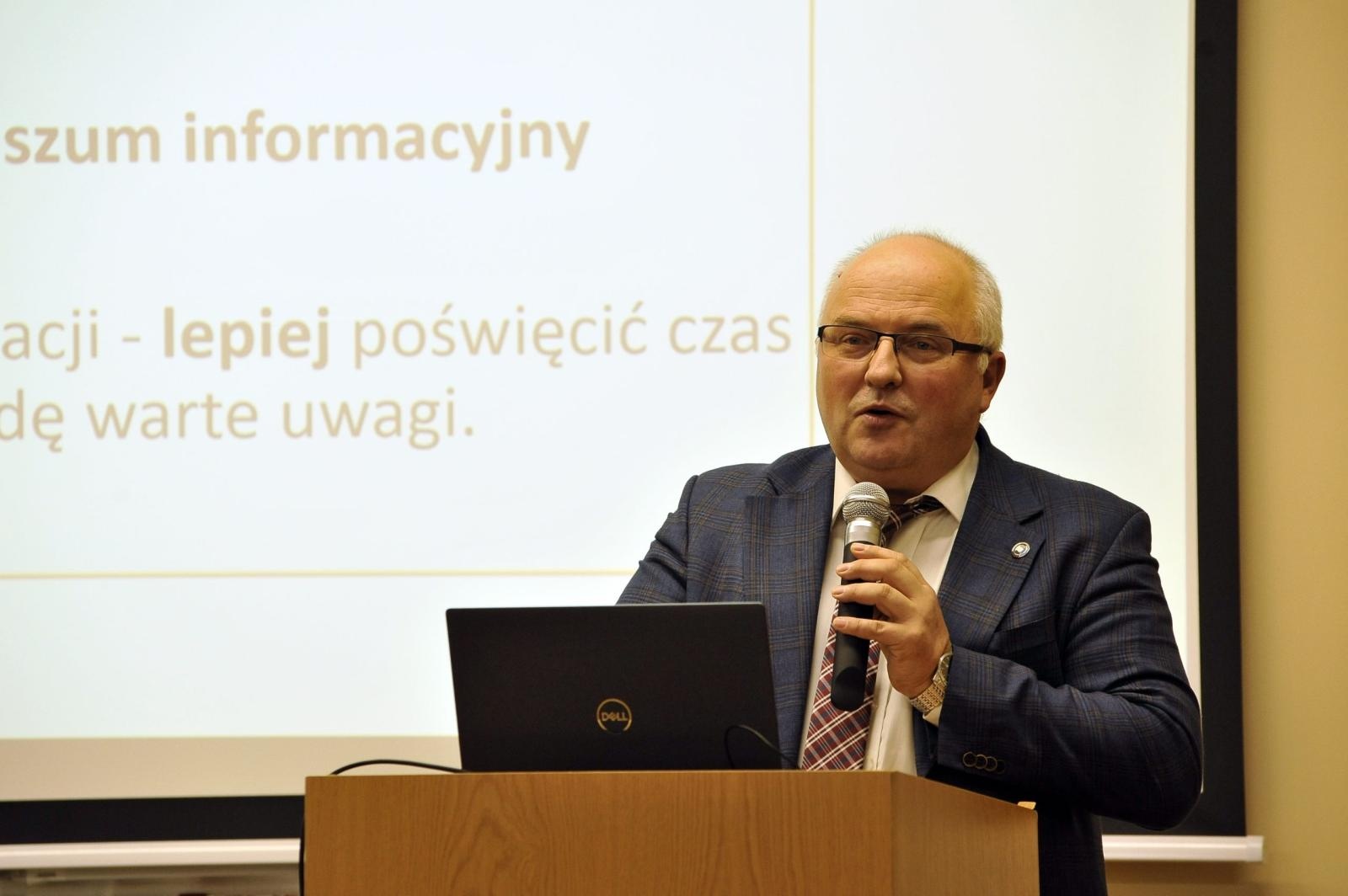 Zdjęcie w galerii na portalu naszwodzislaw.com: XVIII Raciborskie Seminarium Pedagogiczne: Refleksja nad wyzwaniami edukacji [FOTO i WIDEO] wiadomości z regionu