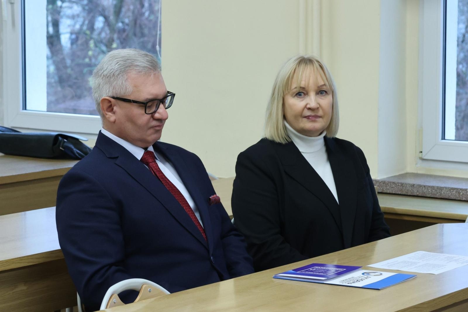 Zdjęcie w galerii na portalu naszwodzislaw.com: XVIII Raciborskie Seminarium Pedagogiczne: Refleksja nad wyzwaniami edukacji [FOTO i WIDEO] wiadomości z regionu