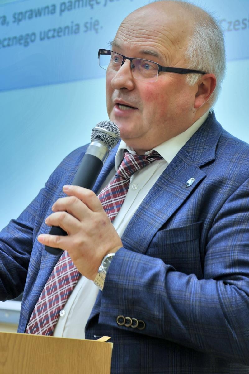 Zdjęcie w galerii na portalu naszwodzislaw.com: XVIII Raciborskie Seminarium Pedagogiczne: Refleksja nad wyzwaniami edukacji [FOTO i WIDEO] wiadomości z regionu