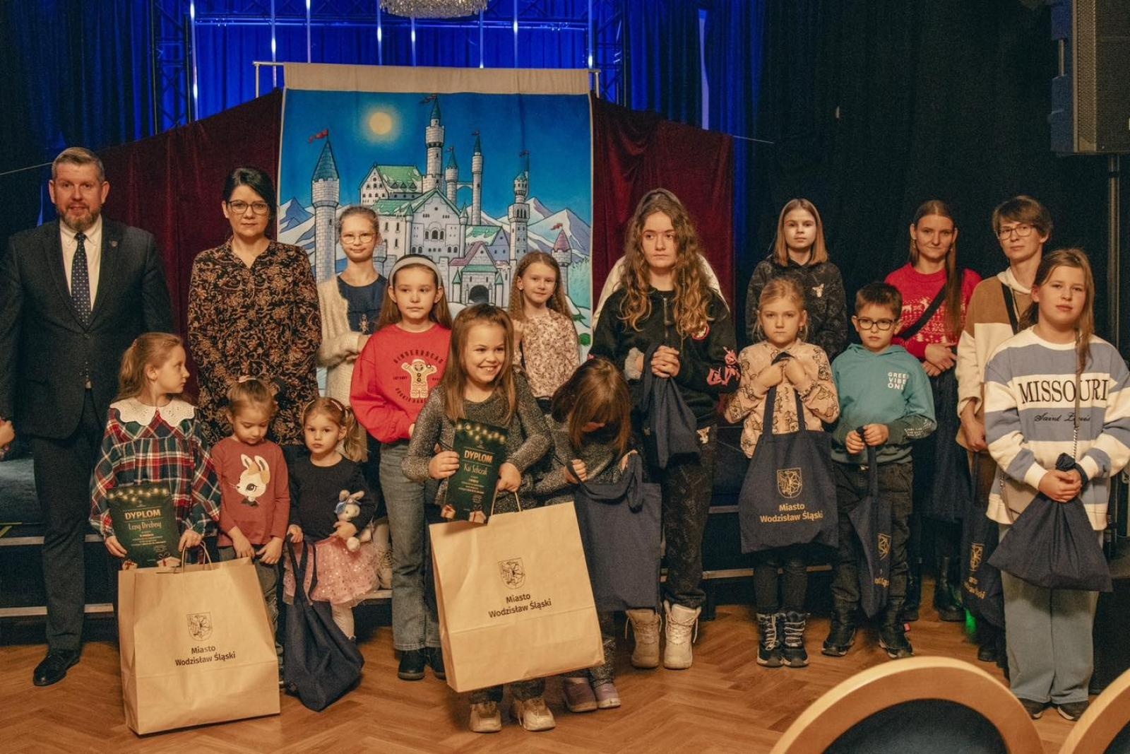 Zdjęcie w galerii na portalu naszwodzislaw.com: Poznaliśmy laureatów konkursu na najpiękniejszy stroik [FOTO] wiadomości z regionu