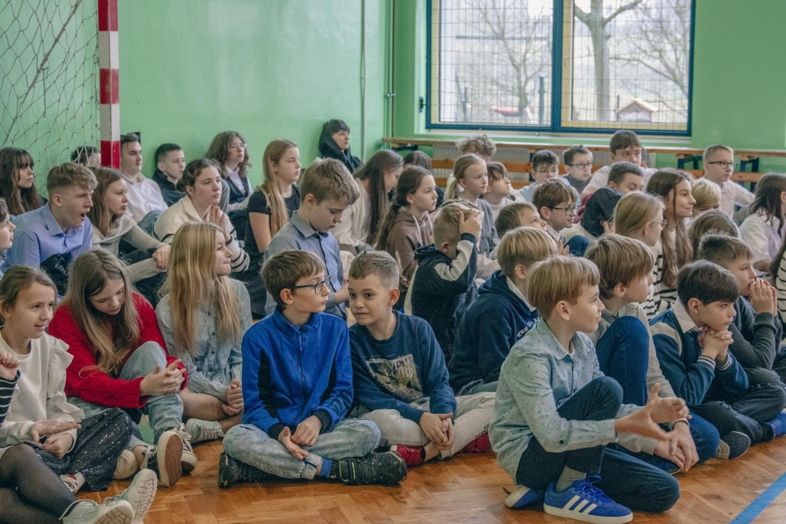 Zdjęcie w galerii na portalu naszwodzislaw.com: Ekopracownia pod chmurką w SP 15 otwarta [FOTO] wiadomości z regionu