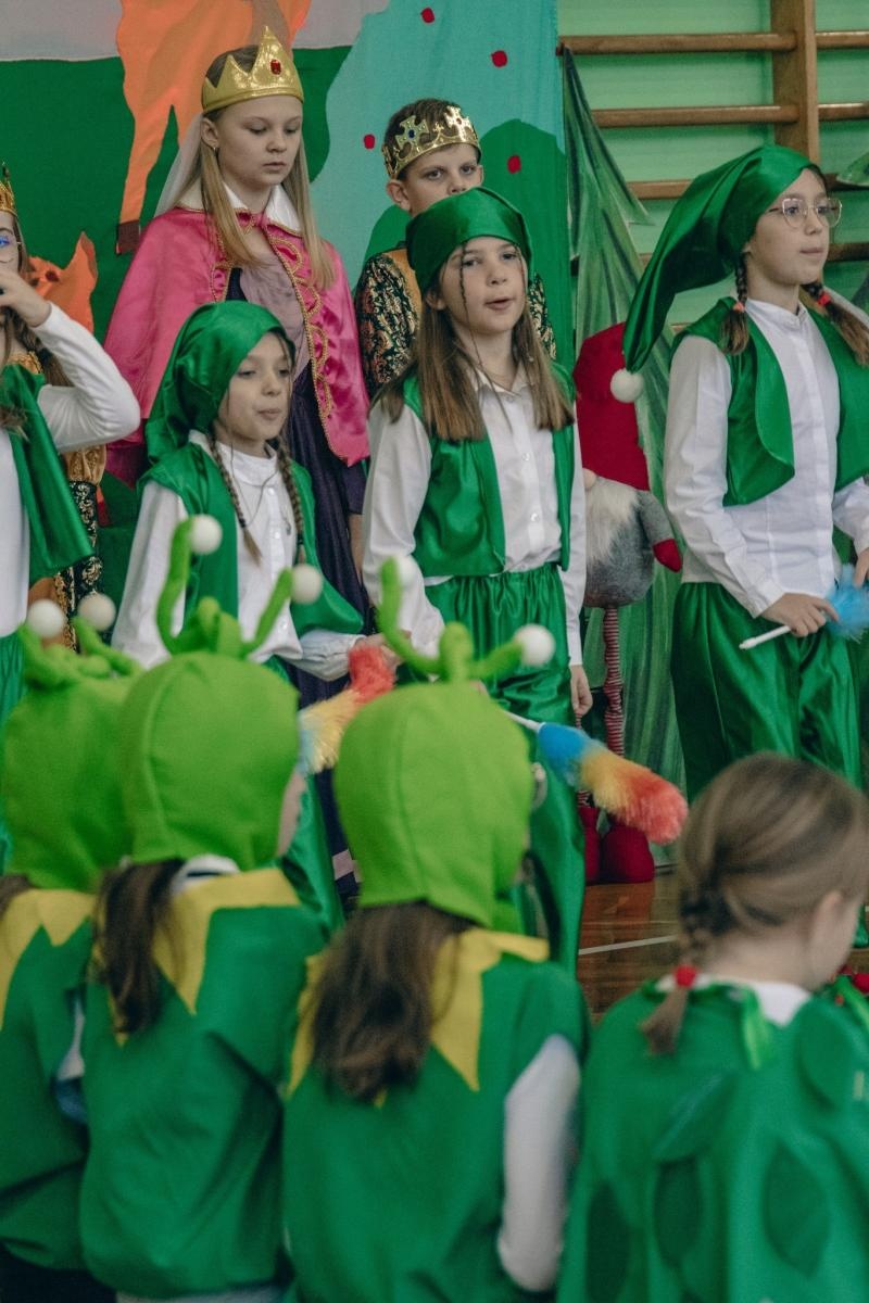 Zdjęcie w galerii na portalu naszwodzislaw.com: Ekopracownia pod chmurką w SP 15 otwarta [FOTO] wiadomości z regionu