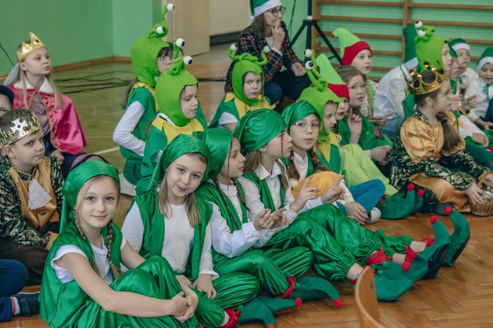 Zdjęcie w galerii na portalu naszwodzislaw.com: Ekopracownia pod chmurką w SP 15 otwarta [FOTO] wiadomości z regionu