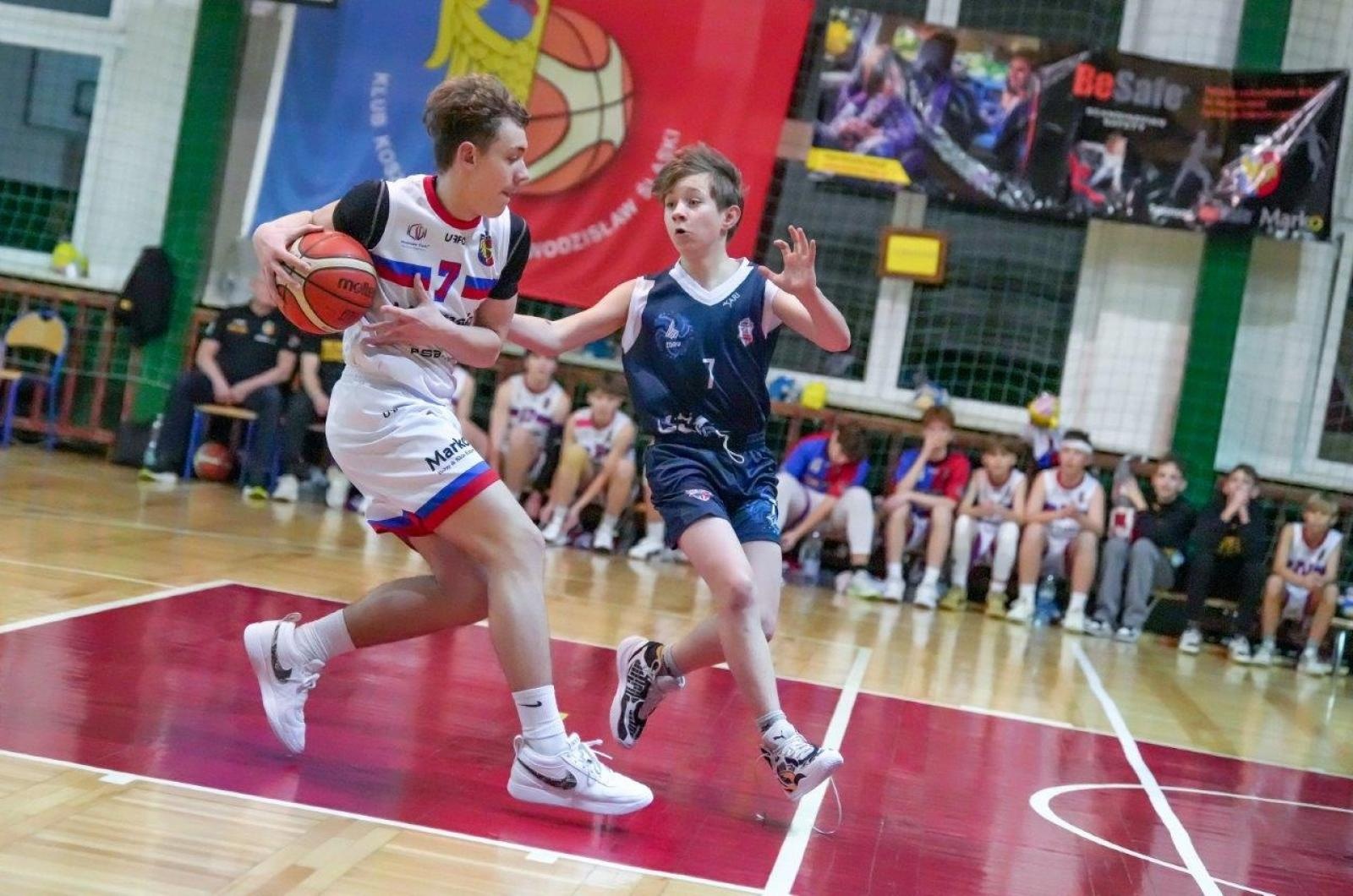 Zdjęcie w galerii na portalu naszwodzislaw.com: Koszykówka. Kadeci MKS Wodzisław Śląski z awansem do finału A wiadomości z regionu