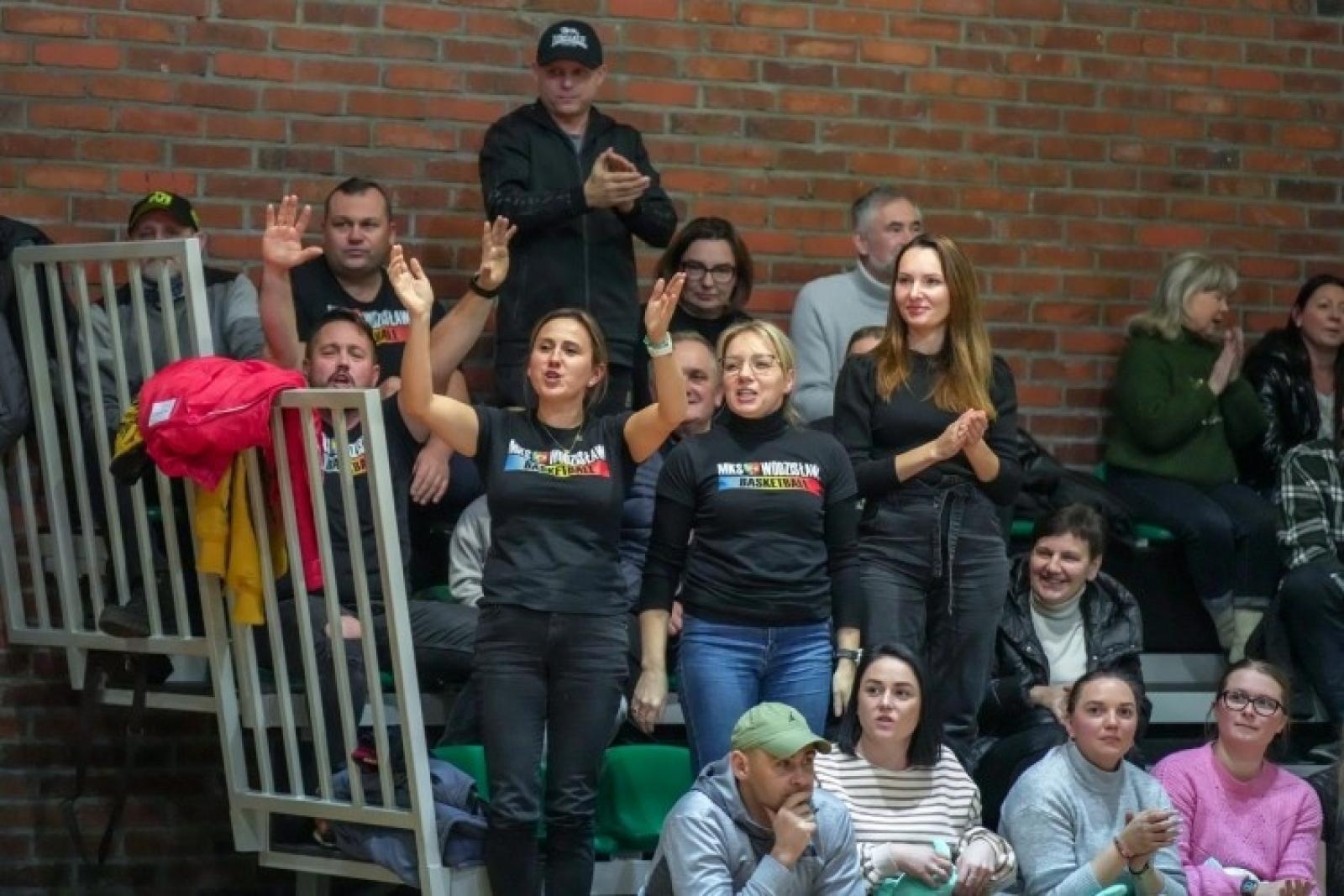 Zdjęcie w galerii na portalu naszwodzislaw.com: Koszykówka. Kadeci MKS Wodzisław Śląski z awansem do finału A wiadomości z regionu