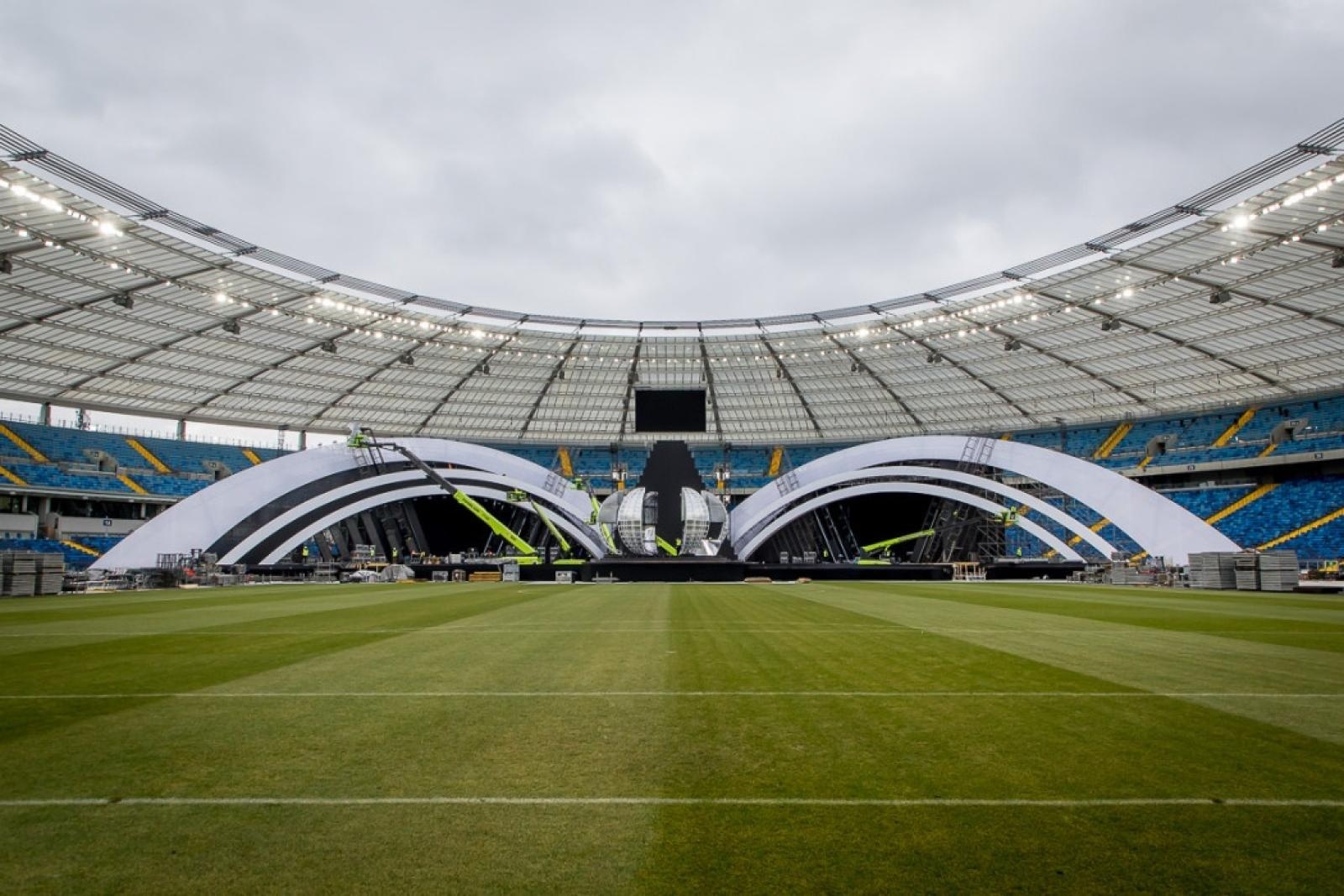 Zdjęcie w galerii na portalu naszwodzislaw.com: Spektakularna scena i plejada muzycznych gwiazd. Śląskie ma przepis na najlepszą sylwestrową imprezę w Polsce wiadomości z regionu