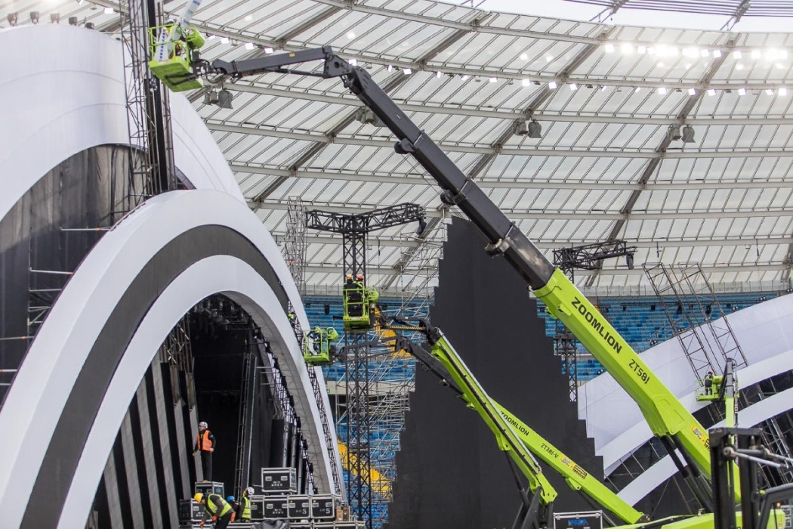 Zdjęcie w galerii na portalu naszwodzislaw.com: Spektakularna scena i plejada muzycznych gwiazd. Śląskie ma przepis na najlepszą sylwestrową imprezę w Polsce wiadomości z regionu