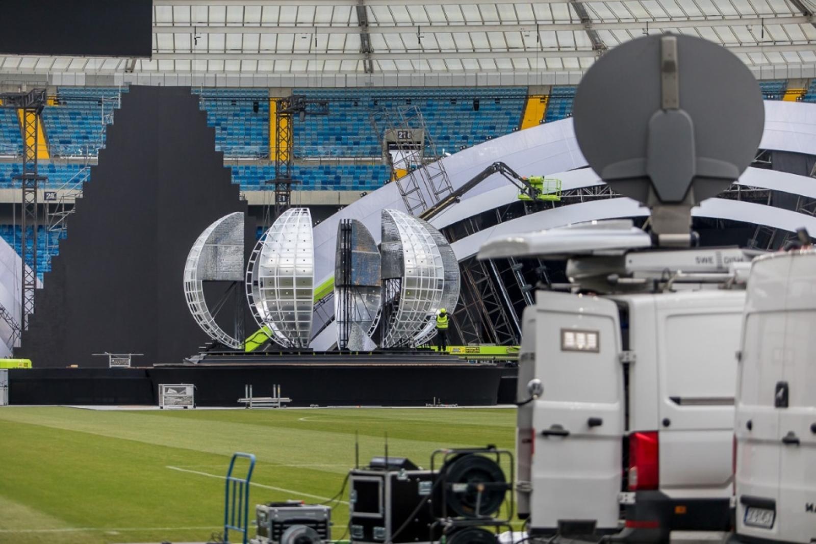 Zdjęcie w galerii na portalu naszwodzislaw.com: Spektakularna scena i plejada muzycznych gwiazd. Śląskie ma przepis na najlepszą sylwestrową imprezę w Polsce wiadomości z regionu