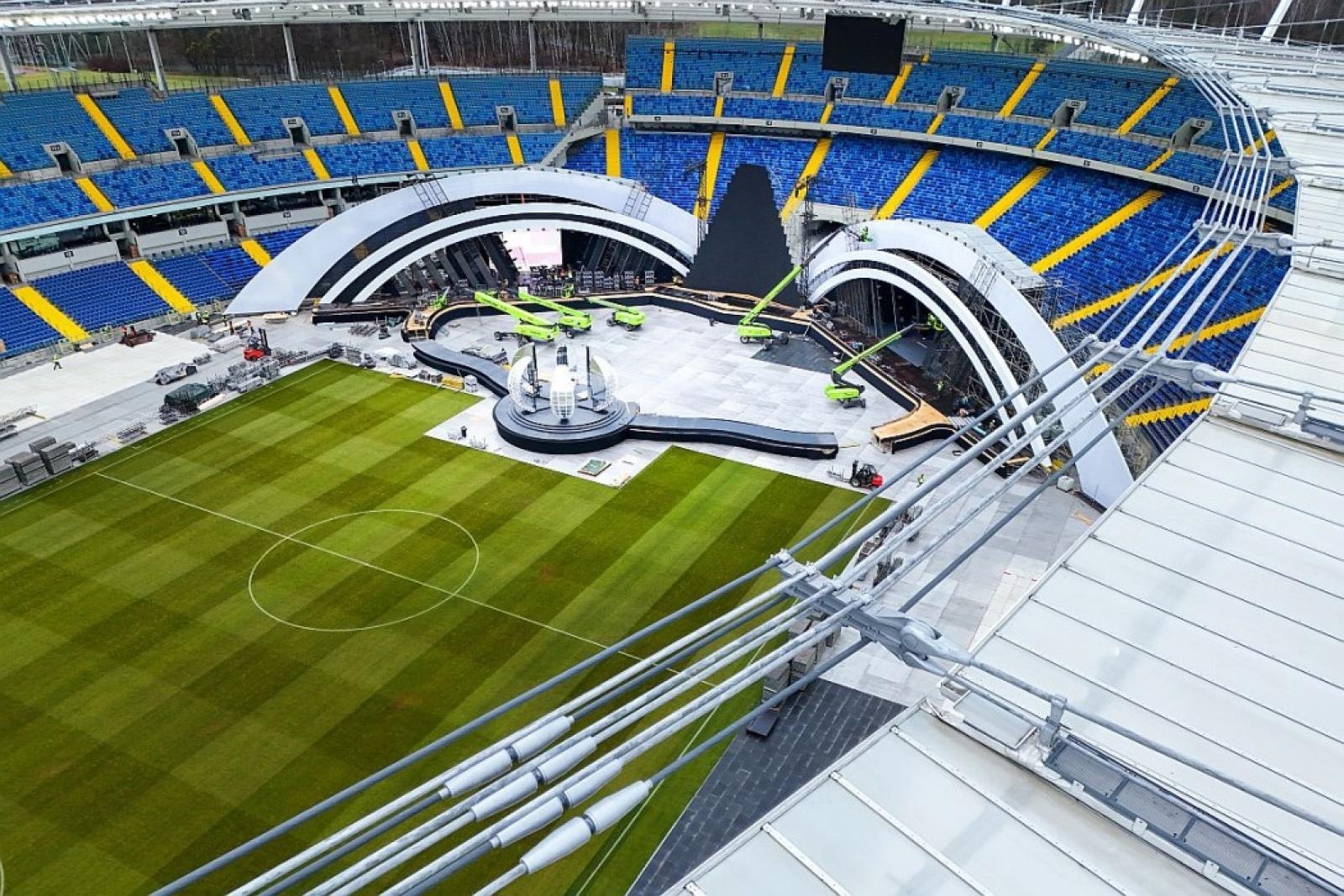 Zdjęcie w galerii na portalu naszwodzislaw.com: Spektakularna scena i plejada muzycznych gwiazd. Śląskie ma przepis na najlepszą sylwestrową imprezę w Polsce wiadomości z regionu