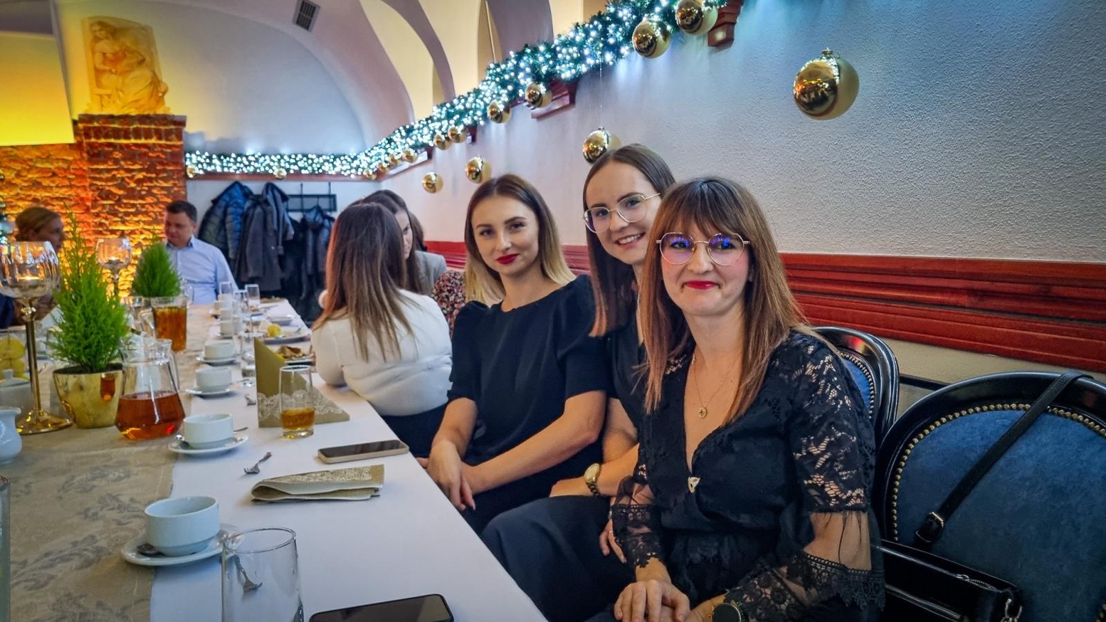 Zdjęcie w galerii na portalu naszwodzislaw.com: Wigilijka w Dentice24 wiadomości z regionu