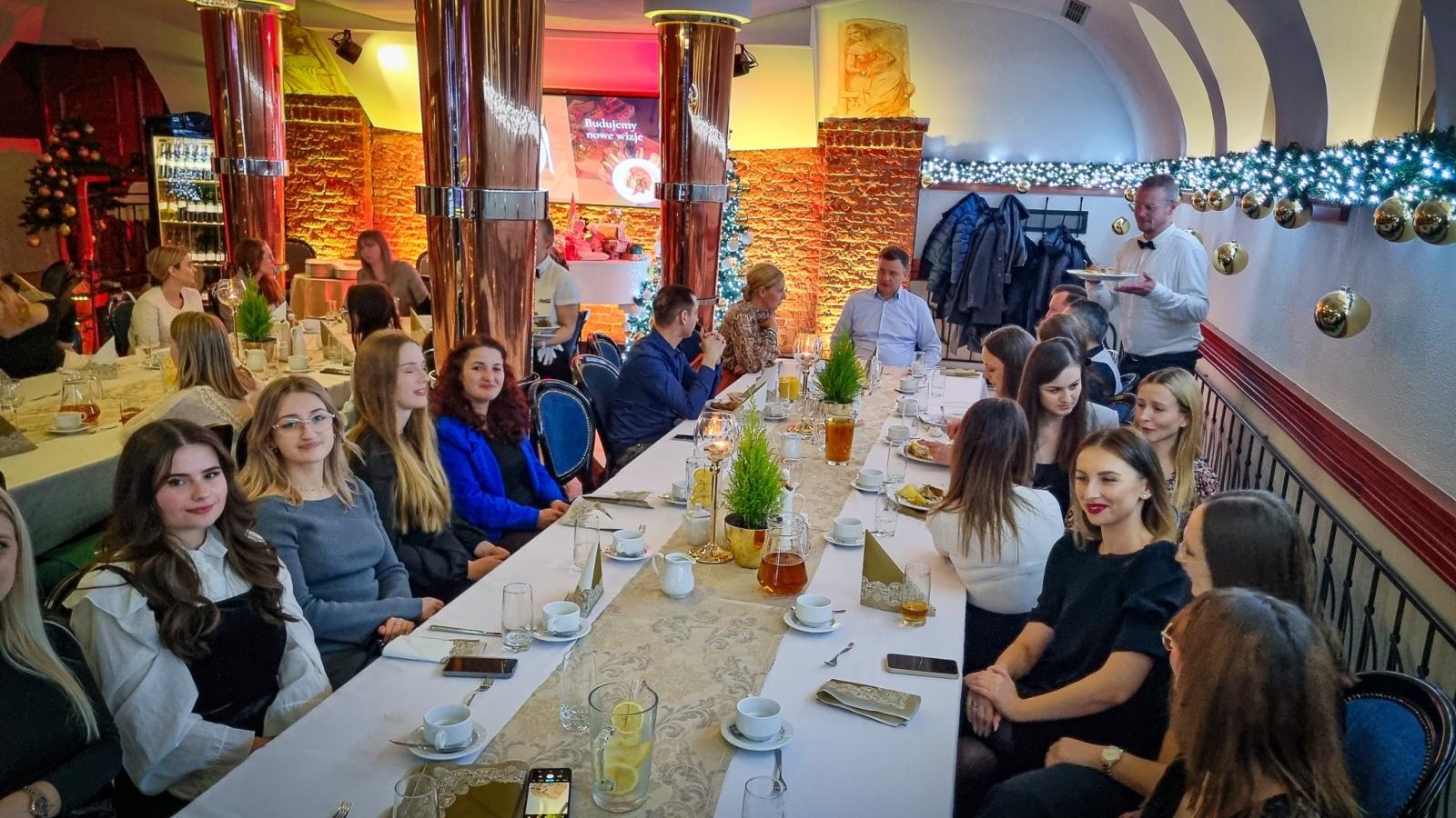 Zdjęcie w galerii na portalu naszwodzislaw.com: Wigilijka w Dentice24 wiadomości z regionu