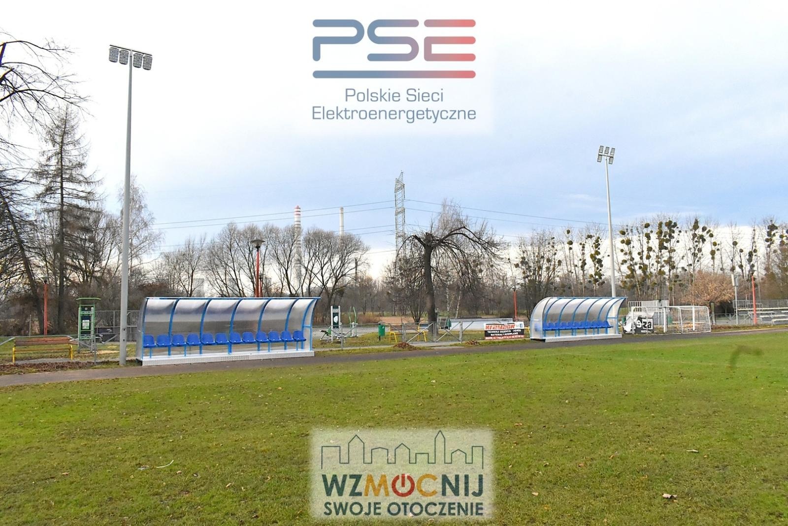 Zdjęcie w galerii na portalu naszwodzislaw.com: Modernizacji boiska Olzy Godów ciąg dalszy wiadomości z regionu