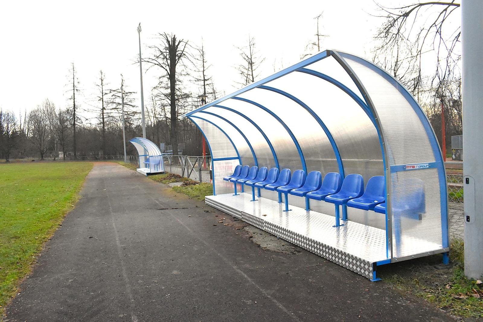 Zdjęcie w galerii na portalu naszwodzislaw.com: Modernizacji boiska Olzy Godów ciąg dalszy wiadomości z regionu