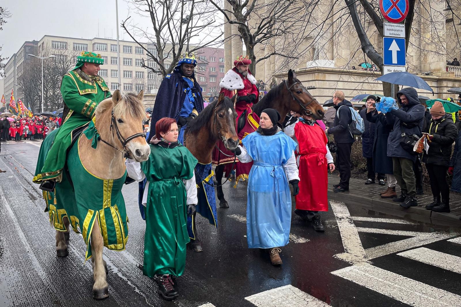 Zdjęcie w galerii na portalu naszwodzislaw.com: Orszak Trzech Króli w Katowicach wiadomości z regionu