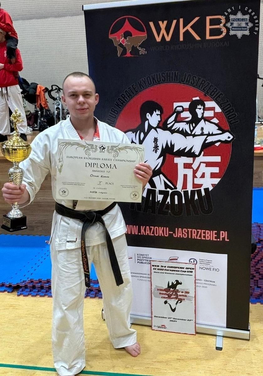 Zdjęcie w galerii na portalu naszwodzislaw.com: Oskar Kozieł - policyjny mistrz karate z Wodzisławia Śl. wiadomości z regionu