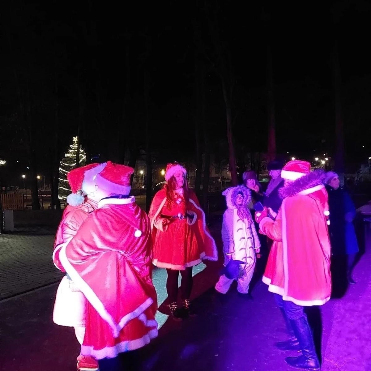 Zdjęcie w galerii na portalu naszwodzislaw.com: Sylwester pod chmurką z Radą Sołecką Mszany wiadomości z regionu