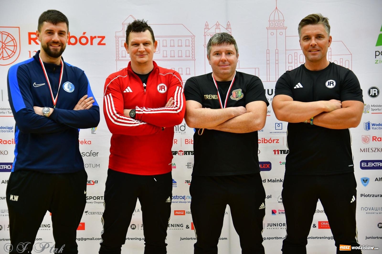 Zdjęcie w galerii na portalu naszwodzislaw.com: Junior Futsal Cup. Zmagania skrzatów z regionu w Raciborzu [FOTO] wiadomości z regionu