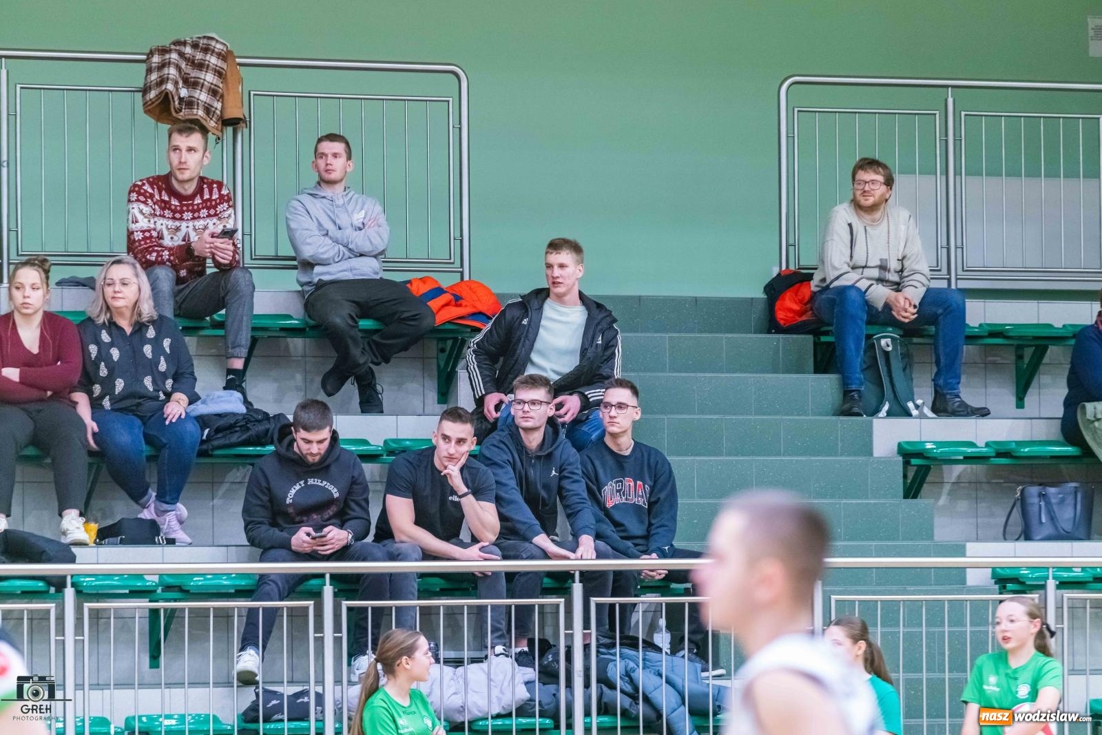 Zdjęcie w galerii na portalu naszwodzislaw.com: Szok i niedowierzanie. Prowadząc 2:0 wrócili tylko z jednym punktem [FOTO] wiadomości z regionu