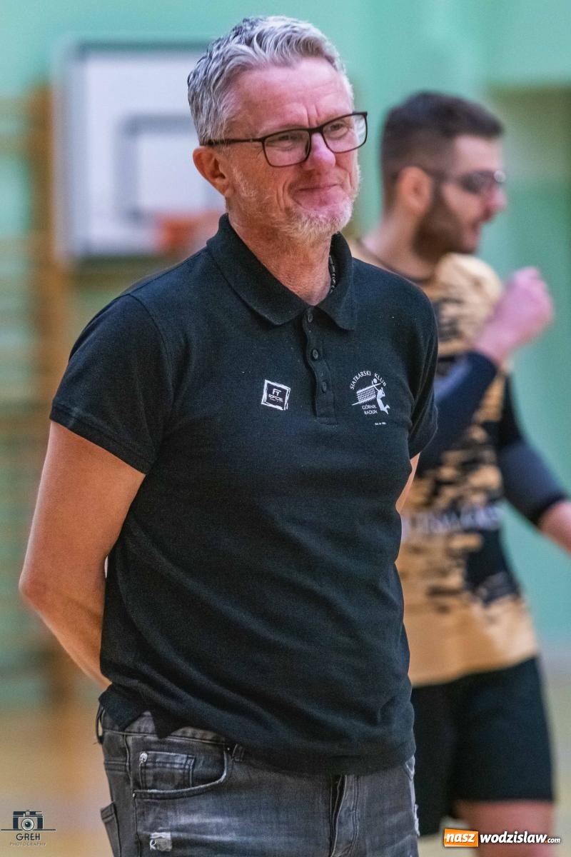 Zdjęcie w galerii na portalu naszwodzislaw.com: Szok i niedowierzanie. Prowadząc 2:0 wrócili tylko z jednym punktem [FOTO] wiadomości z regionu