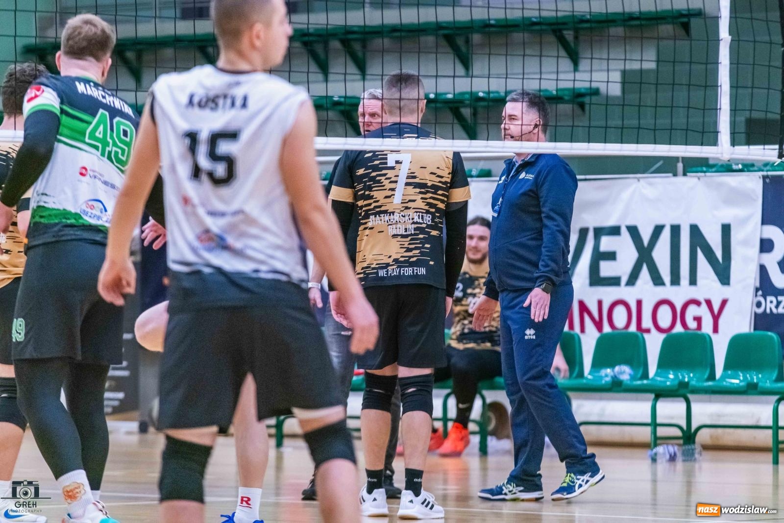 Zdjęcie w galerii na portalu naszwodzislaw.com: Szok i niedowierzanie. Prowadząc 2:0 wrócili tylko z jednym punktem [FOTO] wiadomości z regionu