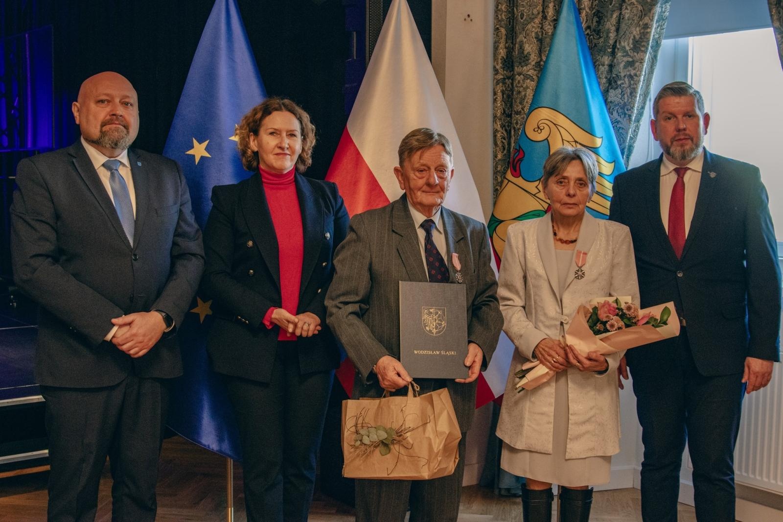 Zdjęcie w galerii na portalu naszwodzislaw.com: Małżonkowie świętowali w Pałacu Dietrichsteinów. Jubileusze w Wodzisławiu Śląskim [FOTO] wiadomości z regionu