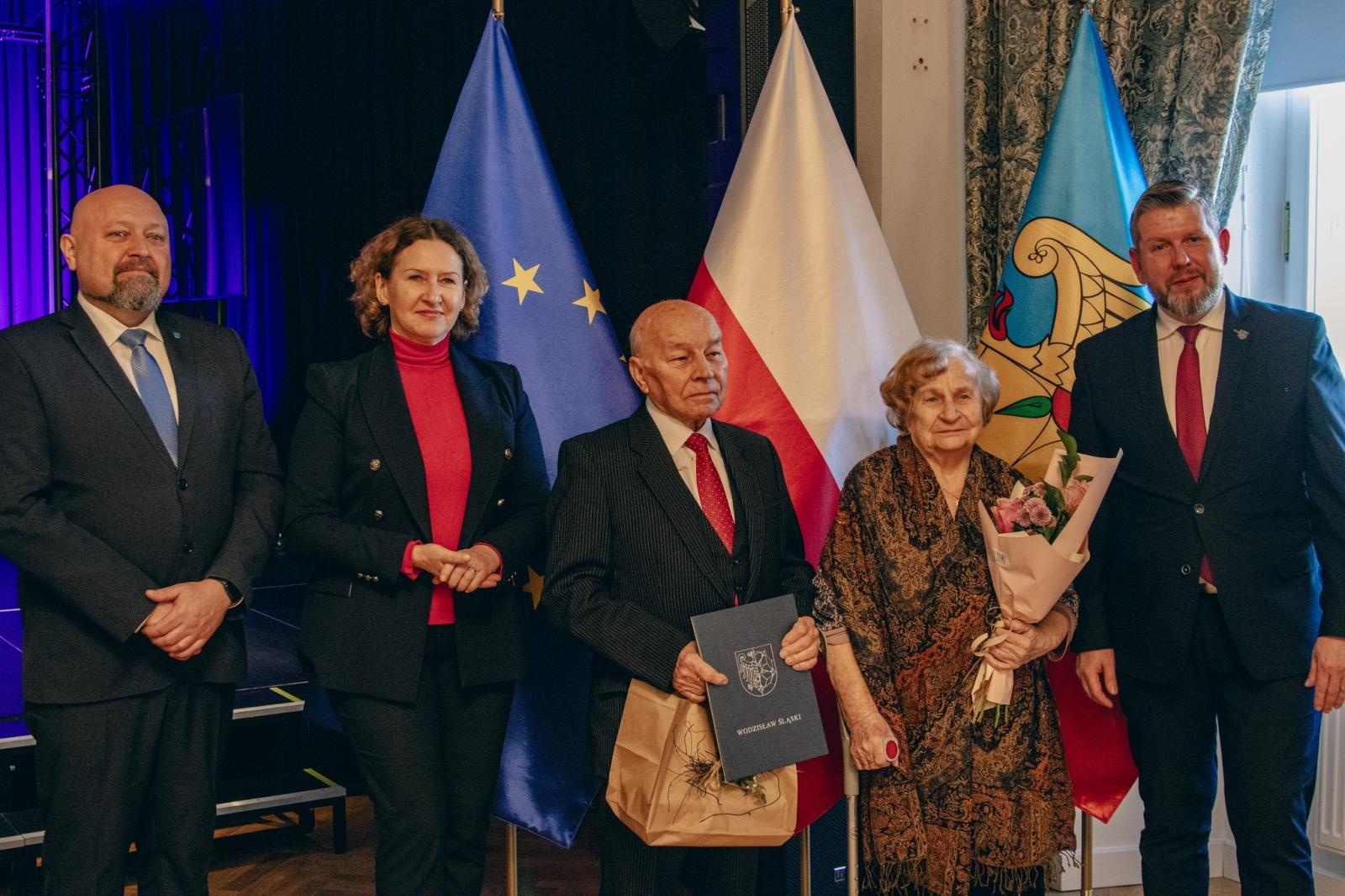Zdjęcie w galerii na portalu naszwodzislaw.com: Małżonkowie świętowali w Pałacu Dietrichsteinów. Jubileusze w Wodzisławiu Śląskim [FOTO] wiadomości z regionu