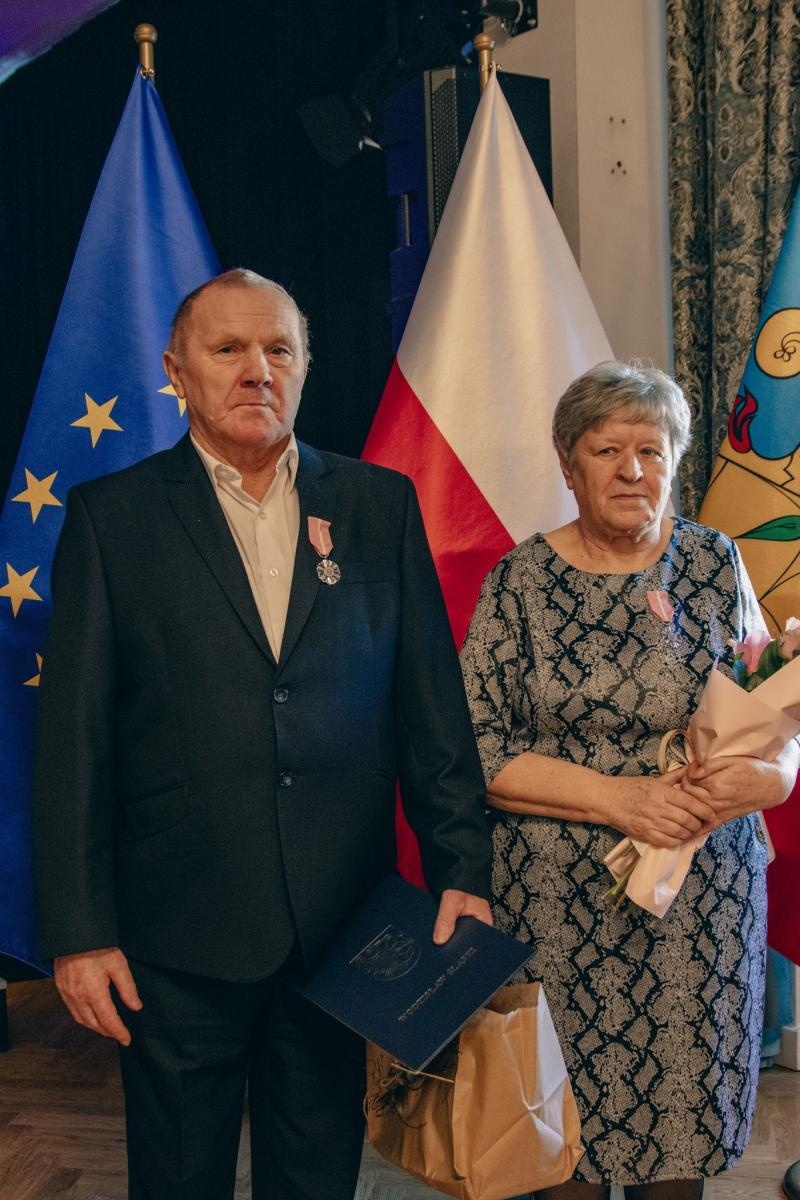 Zdjęcie w galerii na portalu naszwodzislaw.com: Małżonkowie świętowali w Pałacu Dietrichsteinów. Jubileusze w Wodzisławiu Śląskim [FOTO] wiadomości z regionu