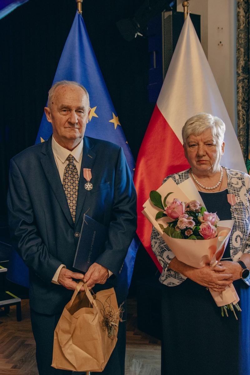Zdjęcie w galerii na portalu naszwodzislaw.com: Małżonkowie świętowali w Pałacu Dietrichsteinów. Jubileusze w Wodzisławiu Śląskim [FOTO] wiadomości z regionu