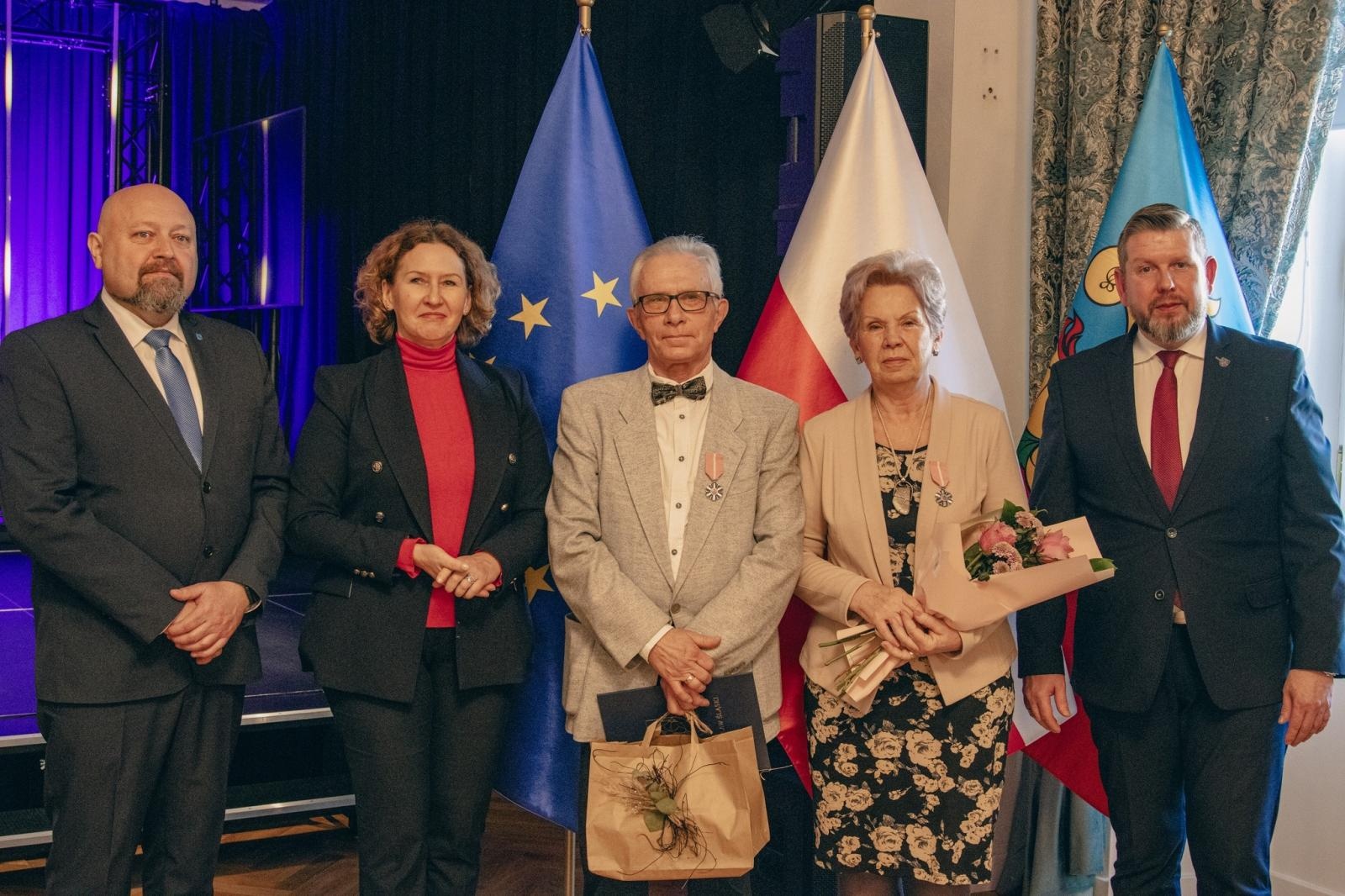 Zdjęcie w galerii na portalu naszwodzislaw.com: Małżonkowie świętowali w Pałacu Dietrichsteinów. Jubileusze w Wodzisławiu Śląskim [FOTO] wiadomości z regionu