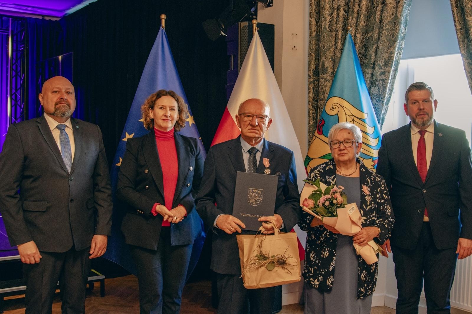 Zdjęcie w galerii na portalu naszwodzislaw.com: Małżonkowie świętowali w Pałacu Dietrichsteinów. Jubileusze w Wodzisławiu Śląskim [FOTO] wiadomości z regionu