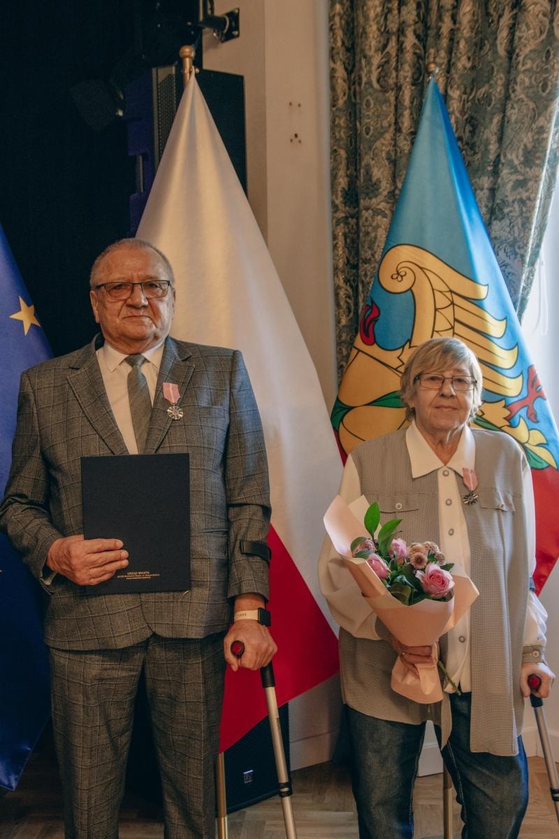 Zdjęcie w galerii na portalu naszwodzislaw.com: Małżonkowie świętowali w Pałacu Dietrichsteinów. Jubileusze w Wodzisławiu Śląskim [FOTO] wiadomości z regionu