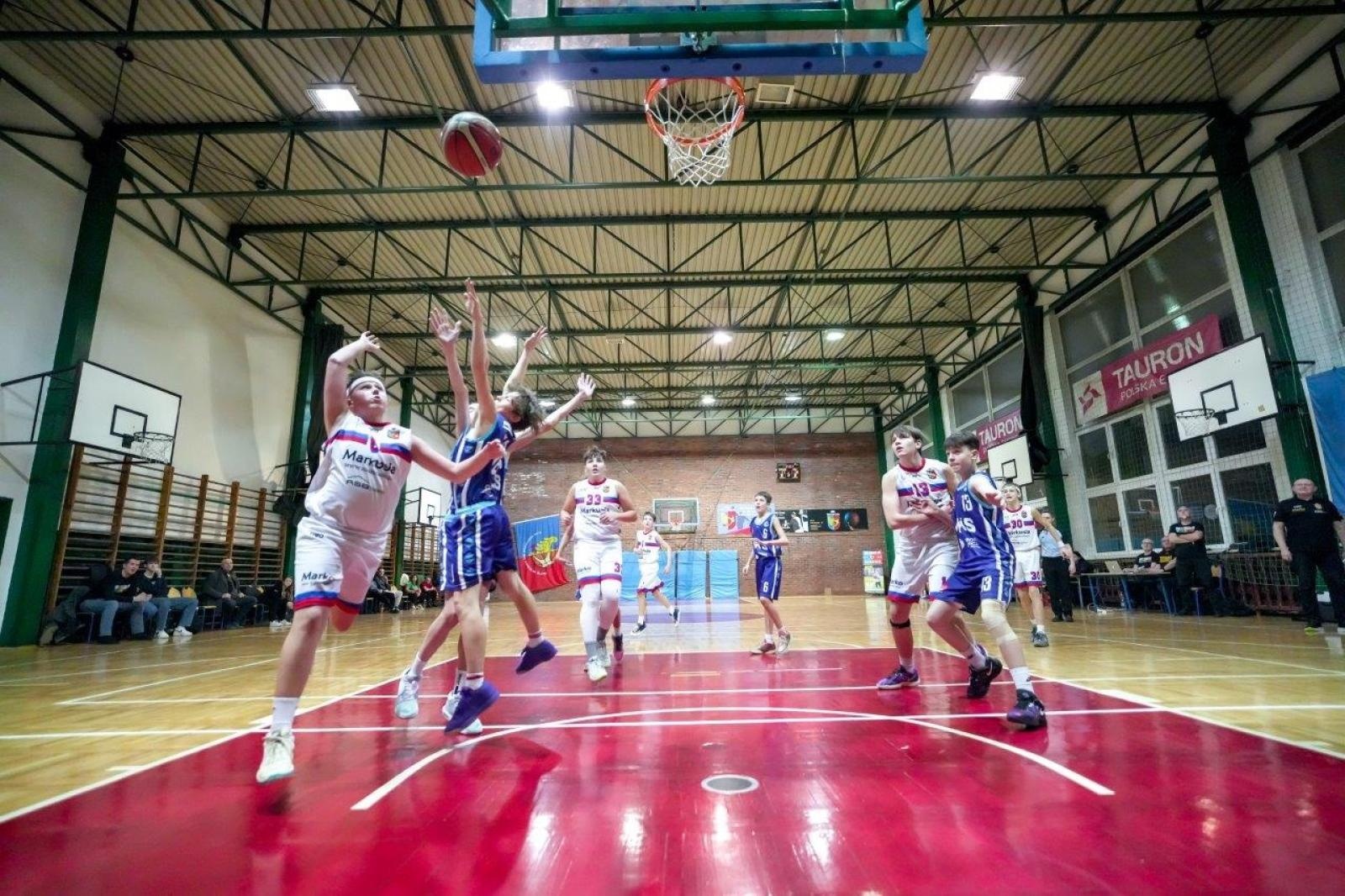 Zdjęcie w galerii na portalu naszwodzislaw.com: Koszykarze MKS Wodzisław z pierwszą wygraną w fazie play-off wiadomości z regionu