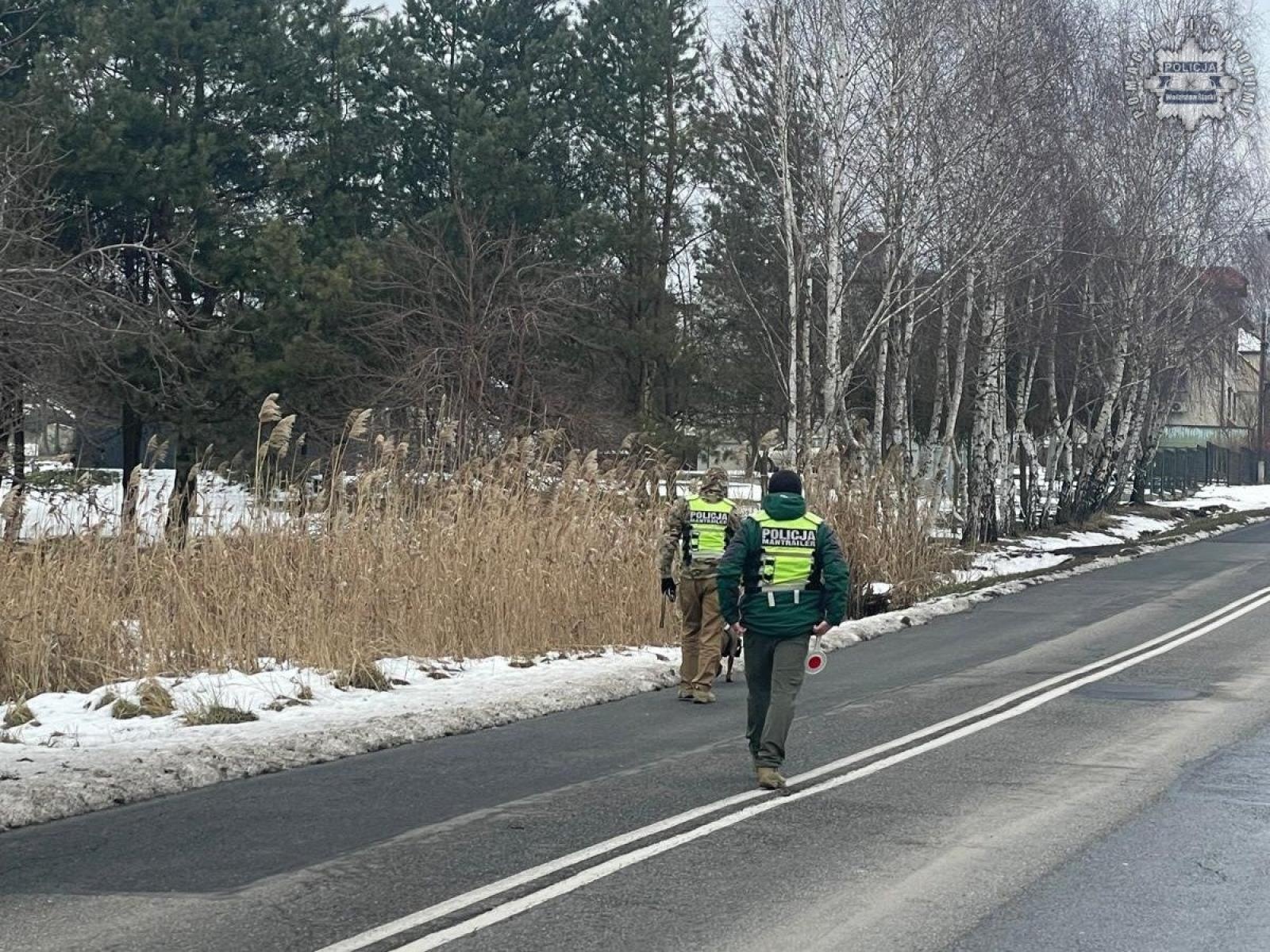 Zdjęcie w galerii na portalu naszwodzislaw.com: Policjanci zakończyli poszukiwania zaginionego. Odnaleziono ciało mieszkańca Skrzyszowa wiadomości z regionu