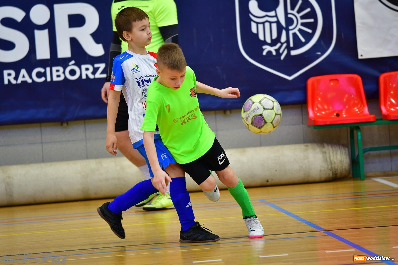 Zdjęcie w galerii na portalu naszwodzislaw.com: Piłkarska rywalizacja rocznika 2016. Kolejny turniej fundacji Junior Trening [FOTO] wiadomości z regionu