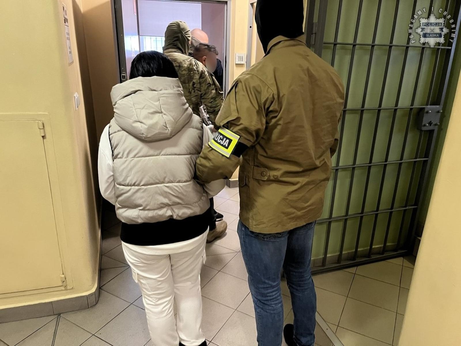 Zdjęcie w galerii na portalu naszwodzislaw.com: Policja zatrzymała dwoje Rumunów. Przyjechali organizować handel ludźmi wiadomości z regionu