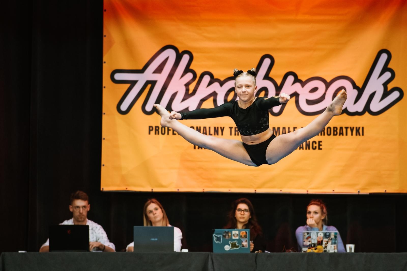 Zdjęcie w galerii na portalu naszwodzislaw.com: 8. edycja zawodów Akrobreak Masters w marcu w WCK wiadomości z regionu