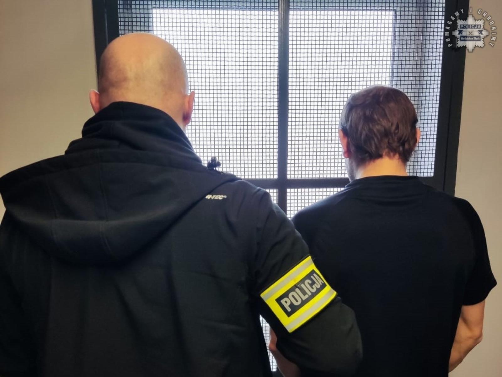 Zdjęcie w galerii na portalu naszwodzislaw.com: Wodzisławska policja wyjaśnia okoliczności usiłowania zabójstwa wiadomości z regionu